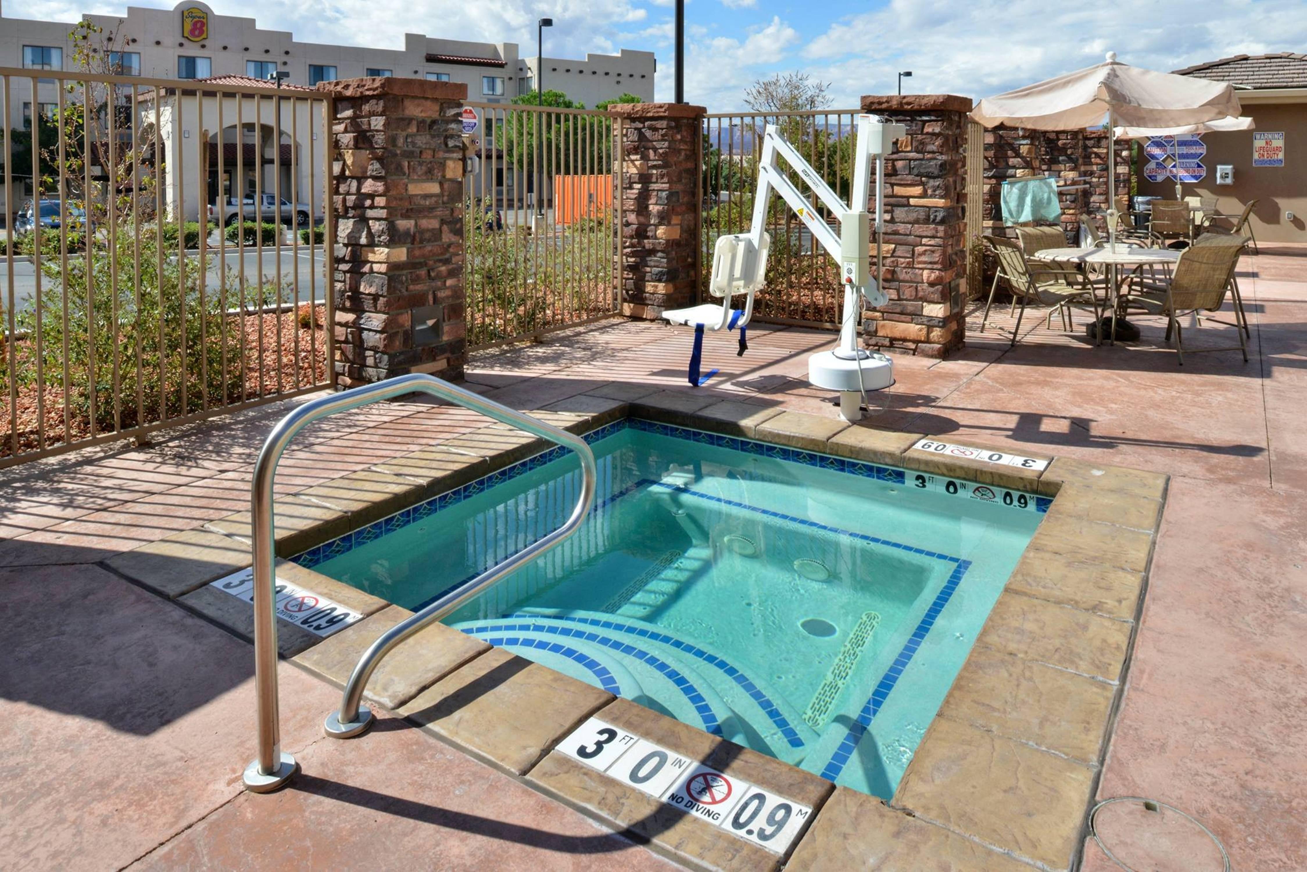 Holiday Inn Express & Suites Page - Lake Powell Area By Ihg Exteriér fotografie
