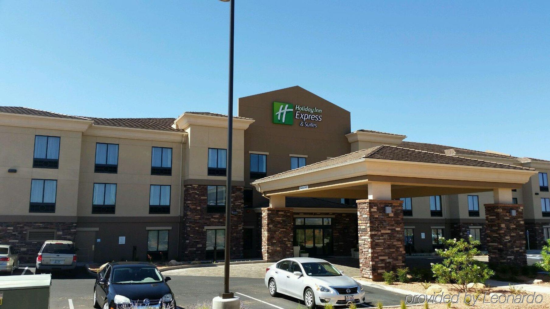 Holiday Inn Express & Suites Page - Lake Powell Area By Ihg Exteriér fotografie